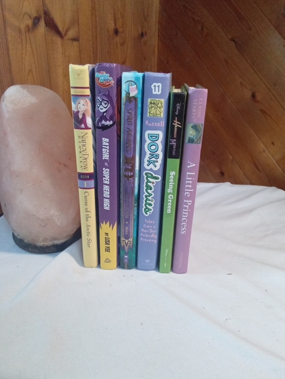 Scholastic Kids Book Set - 6 Hardcovers.
